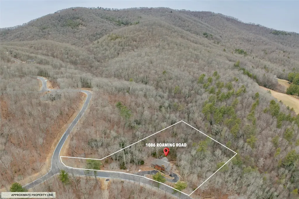 1086 Roaming Road Glenville NC 28736