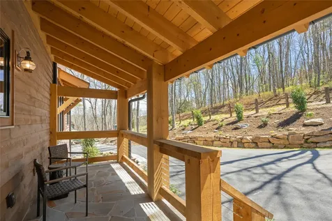 1086 Roaming Road Glenville NC 28736