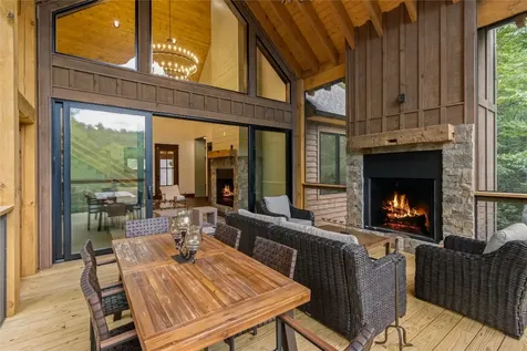 1086 Roaming Road Glenville NC 28736