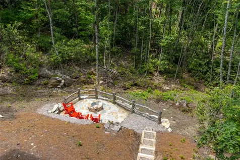 1086 Roaming Road Glenville NC 28736