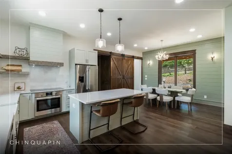 1086 Roaming Road Glenville NC 28736