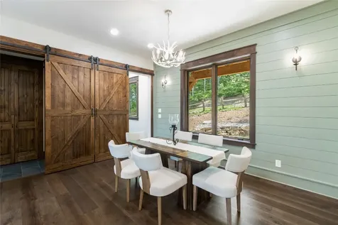 1086 Roaming Road Glenville NC 28736