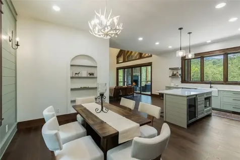 1086 Roaming Road Glenville NC 28736