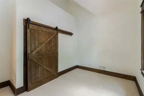 1086 Roaming Road Glenville NC 28736