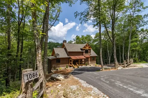 1086 Roaming Road Glenville NC 28736