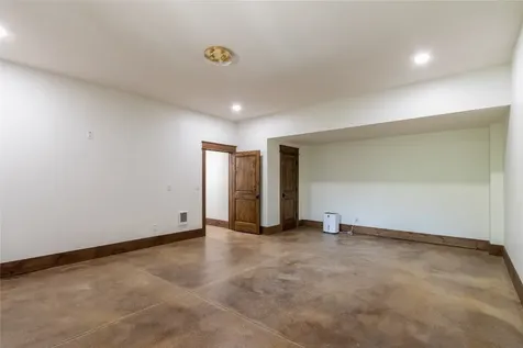 1086 Roaming Road Glenville NC 28736