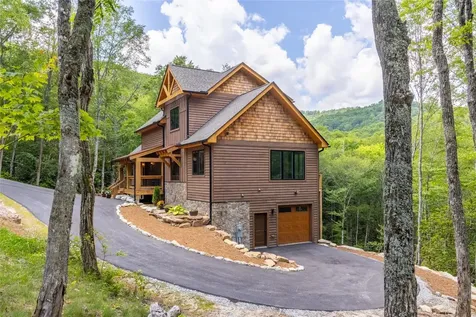 1086 Roaming Road Glenville NC 28736