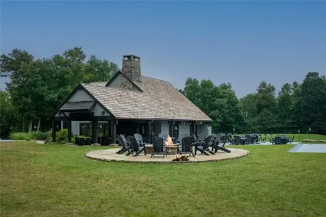 1086 Roaming Road Glenville NC 28736