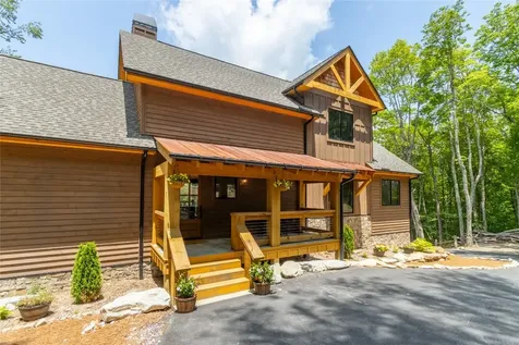 1086 Roaming Road Glenville NC 28736