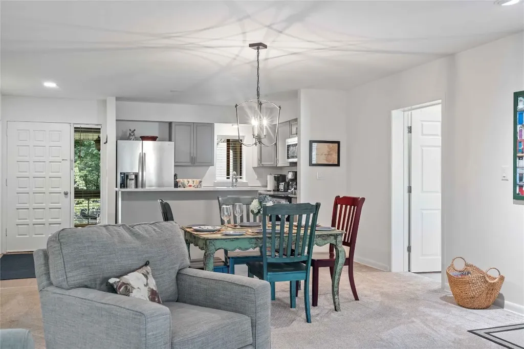 75 Holly Ridge Sapphire NC 28774