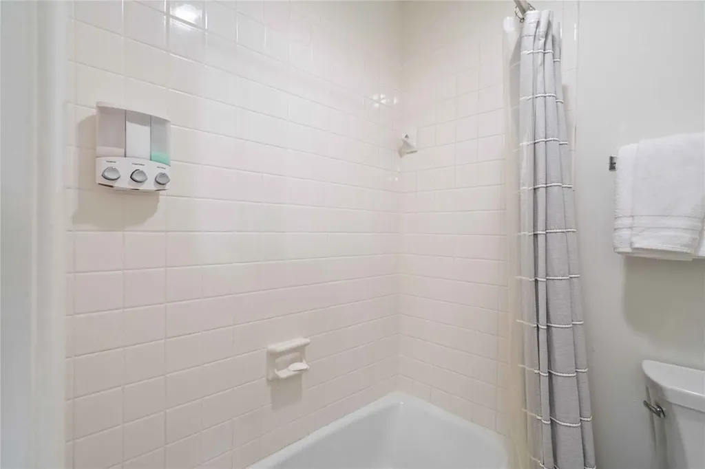 75 Holly Ridge Sapphire NC 28774