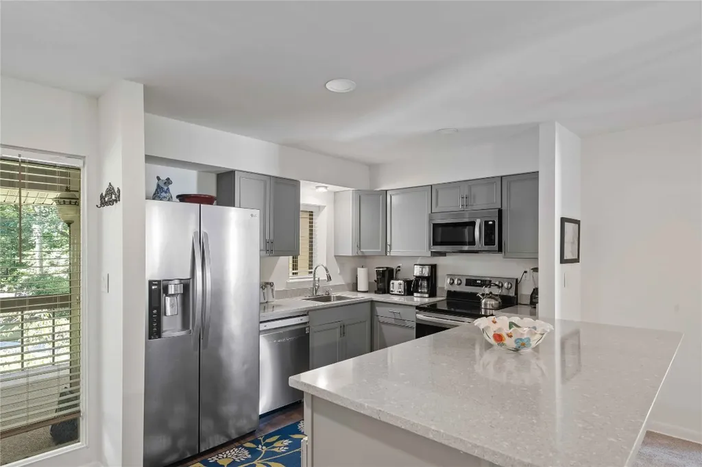 75 Holly Ridge Sapphire NC 28774