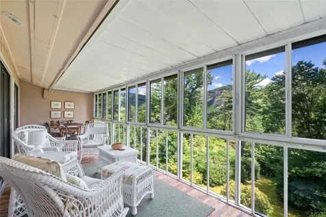 75 Holly Ridge Sapphire NC 28774