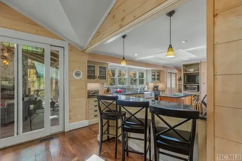 93 Rolling Woods Drive Highlands NC 28741