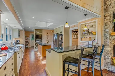 93 Rolling Woods Drive Highlands NC 28741