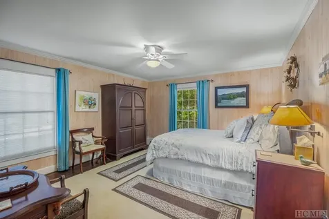 93 Rolling Woods Drive Highlands NC 28741