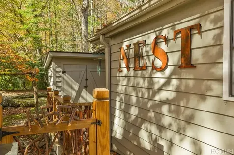 93 Rolling Woods Drive Highlands NC 28741
