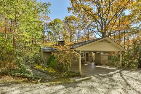93 Rolling Woods Drive Highlands NC 28741