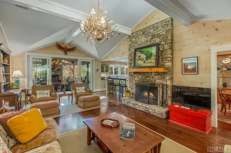 93 Rolling Woods Drive Highlands NC 28741