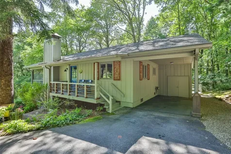 1130 Claire Lane Highlands NC 28741