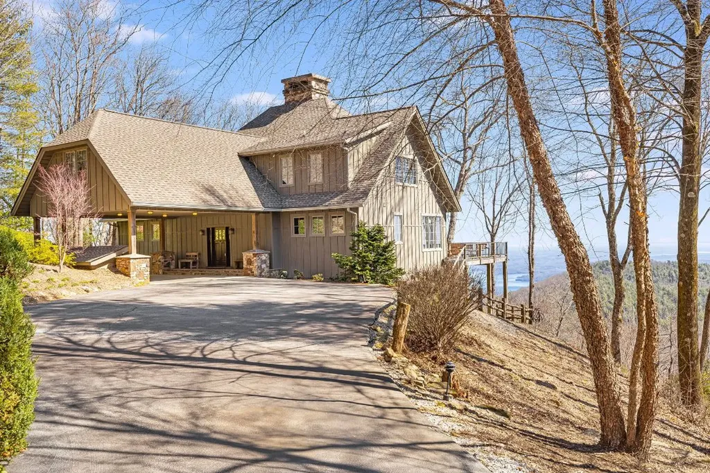 315 Jocassee Trail Sapphire NC 28774