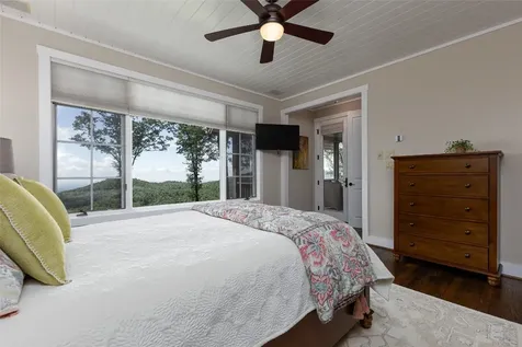 315 Jocassee Trail Sapphire NC 28774