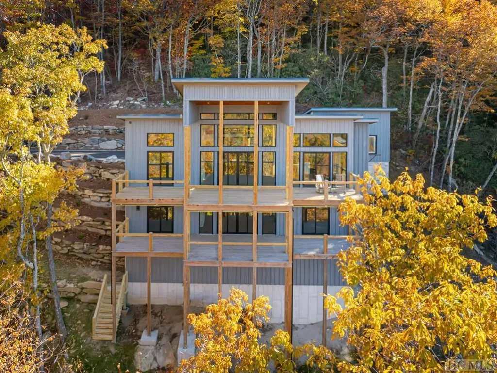 52 Hidden Grouse Lane Sapphire NC 28774