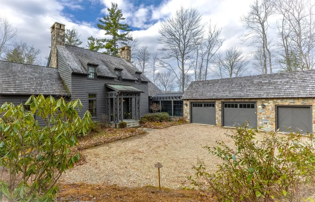 1303 Burl Lane Cashiers NC 28717