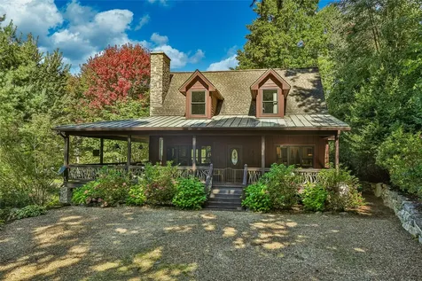 1857 Pilot Knob Road Glenville NC 28736