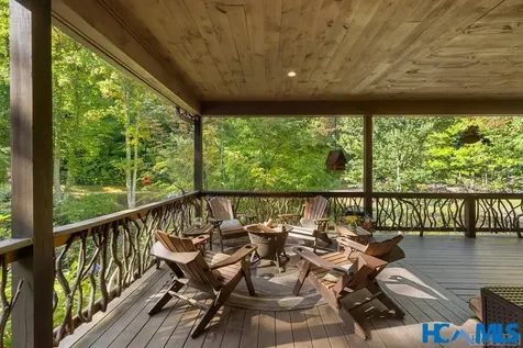 1857 Pilot Knob Road Glenville NC 28736