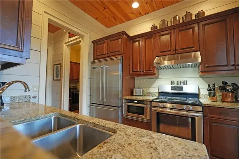 42 Hemlock Ridge Highlands NC 28741