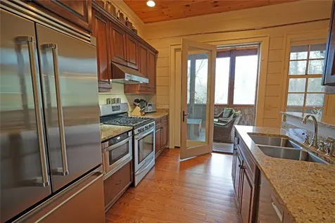 42 Hemlock Ridge Highlands NC 28741