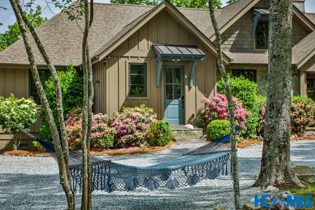 1696 Continental Drive Sapphire NC 28774