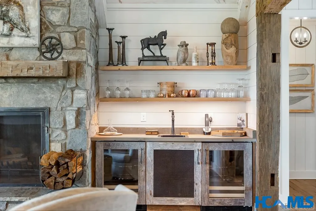 1696 Continental Drive Sapphire NC 28774