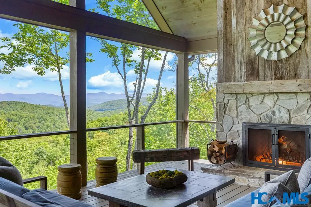 1696 Continental Drive Sapphire NC 28774