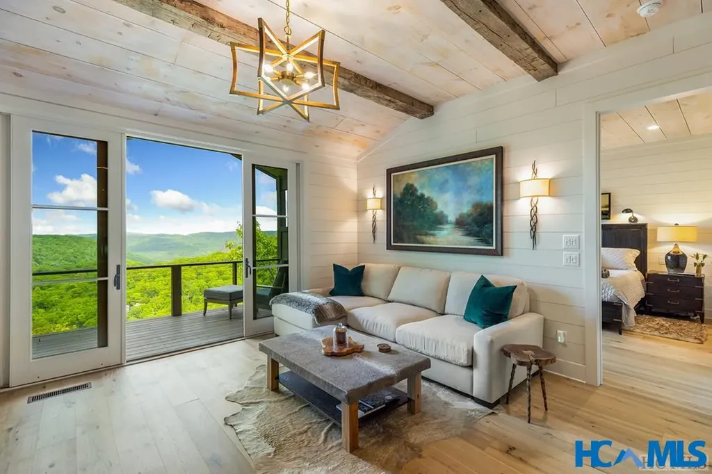 1696 Continental Drive Sapphire NC 28774