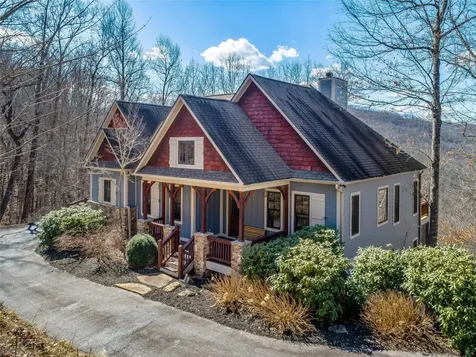 130 Cross Vine Drive Tuckasegee NC 28783