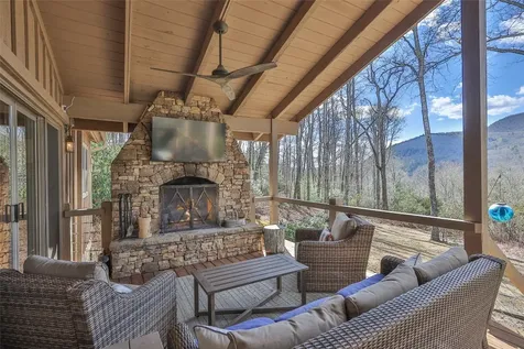 172 View Road Glenville NC 28736