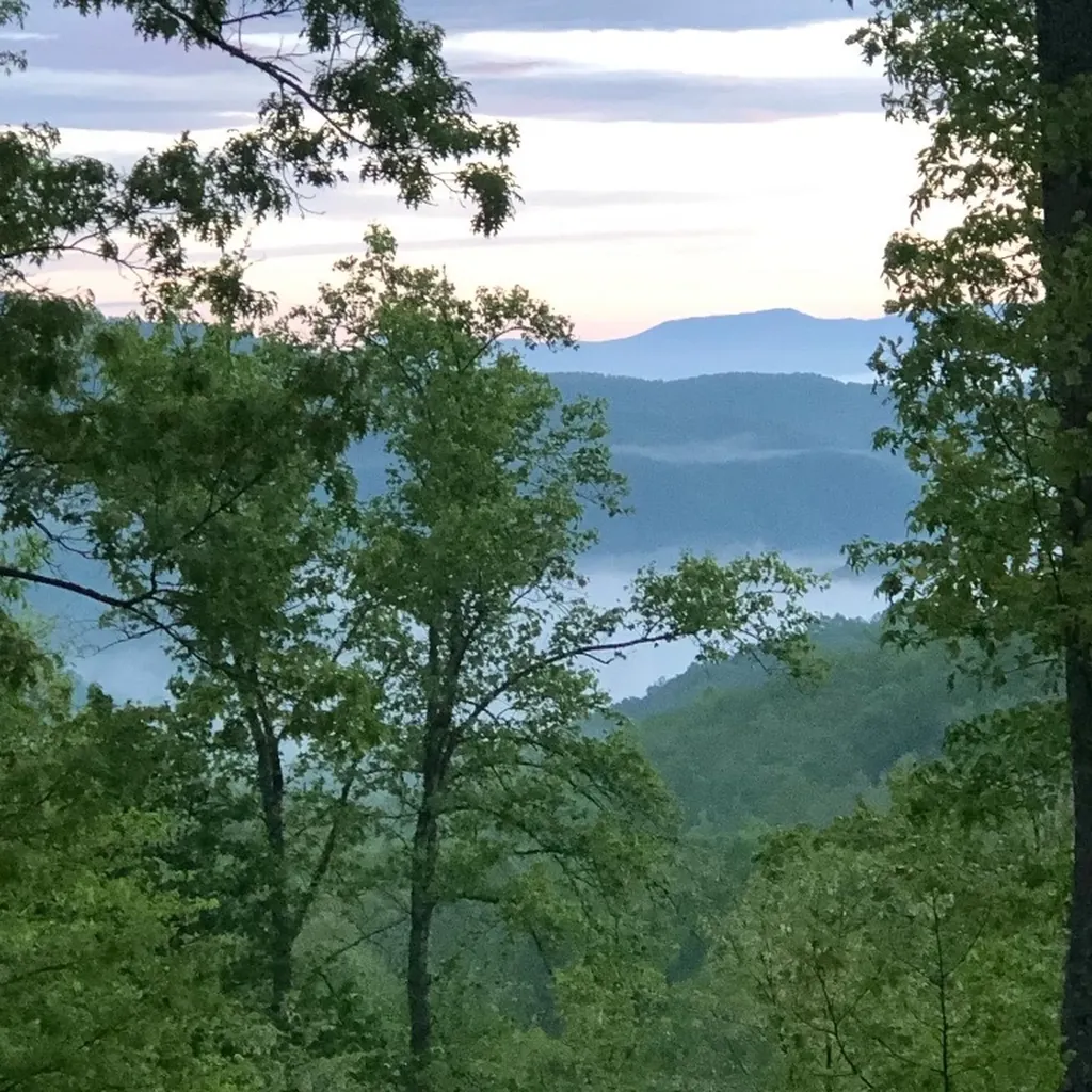 2672 Pilot Knob Road Glenville NC 28736