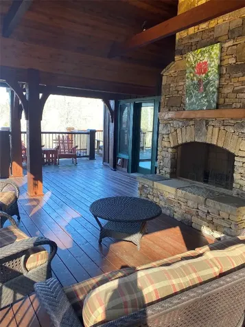 2672 Pilot Knob Road Glenville NC 28736