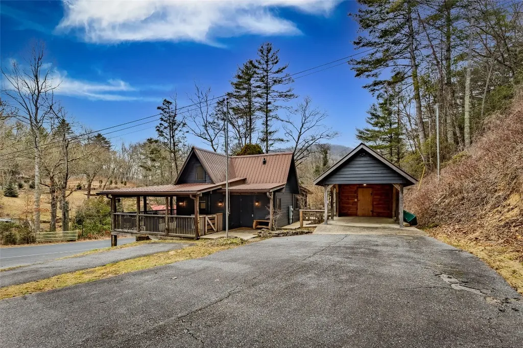 11 Broken Oak Trail Cullowhee NC 28723