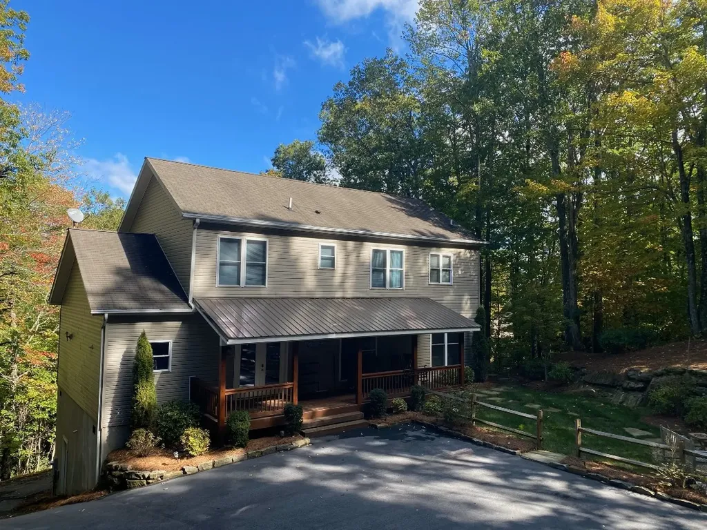 110 Kestrel Court Sapphire NC 28774