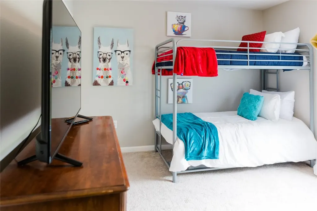 110 Kestrel Court Sapphire NC 28774