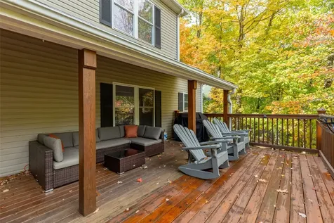 110 Kestrel Court Sapphire NC 28774