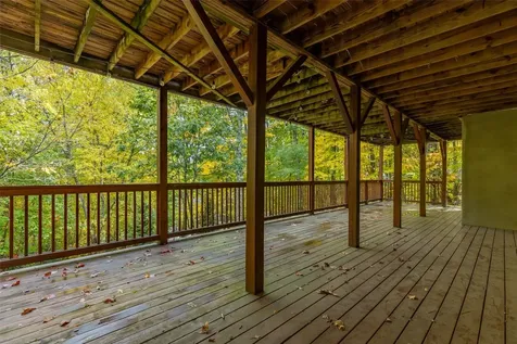 110 Kestrel Court Sapphire NC 28774