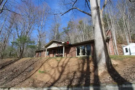 1142 North Country Club Drive Cullowhee NC 28723