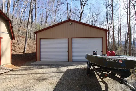 1142 North Country Club Drive Cullowhee NC 28723