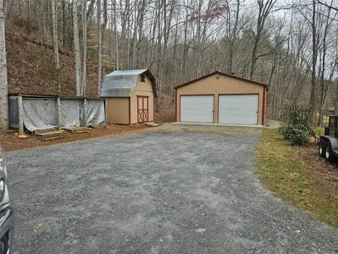 1142 North Country Club Drive Cullowhee NC 28723