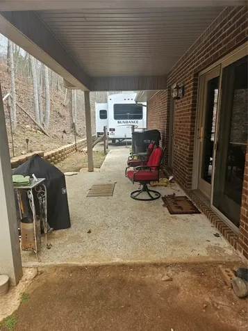 1142 North Country Club Drive Cullowhee NC 28723