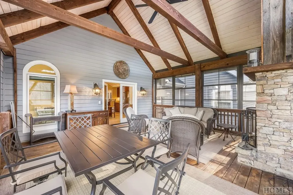 444 Golf View Road Sapphire NC 28774